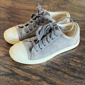 UGG woman’s gray suede sneakers size 7.5